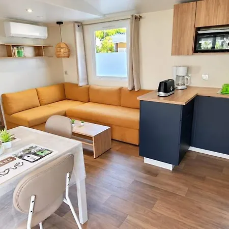 Mobilhome 8 Personnes 3ch - 2 Sdb